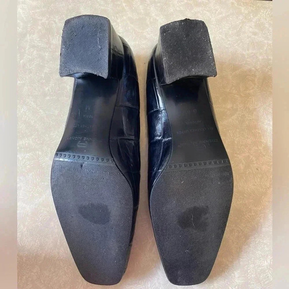 Etienne Aigner Astoria Square Toe Black Heels size 6 - Picture 3 of 9